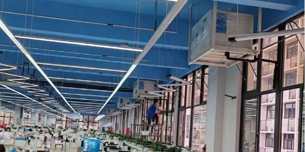 服裝廠房生產(chǎn)車間整體降溫用工業(yè)蒸發(fā)冷省電空調(diào)臥式射流機