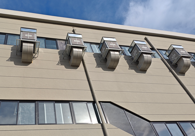 大型鞋廠降溫通風安裝星科環(huán)保空調(diào)