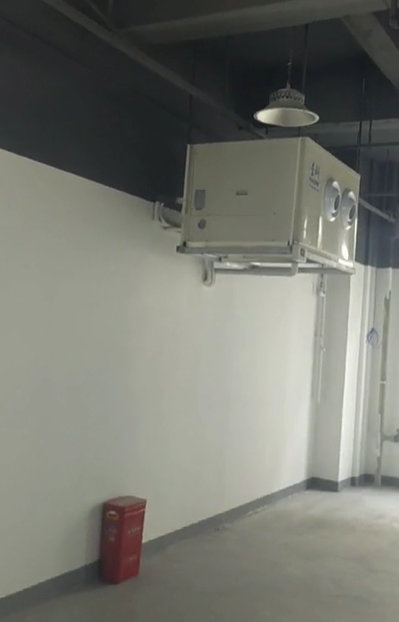 食品倉庫整體制冷恒溫，應(yīng)用蒸發(fā)冷省電空調(diào)（臥式射流30機(jī)型）