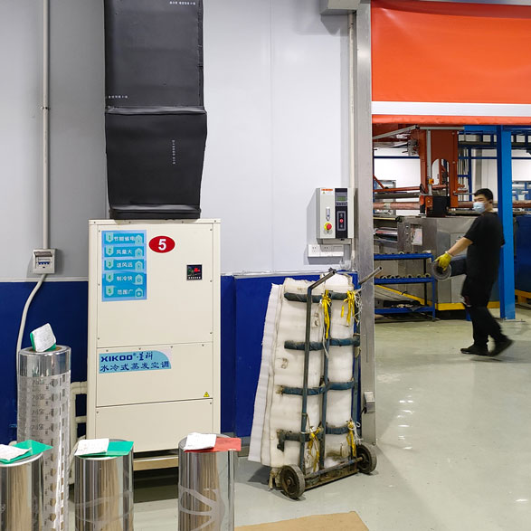 工業(yè)廠房車間崗位降溫，安裝蒸發(fā)冷省電空調(diào)-立式管道機(jī)組SYL-GD-30