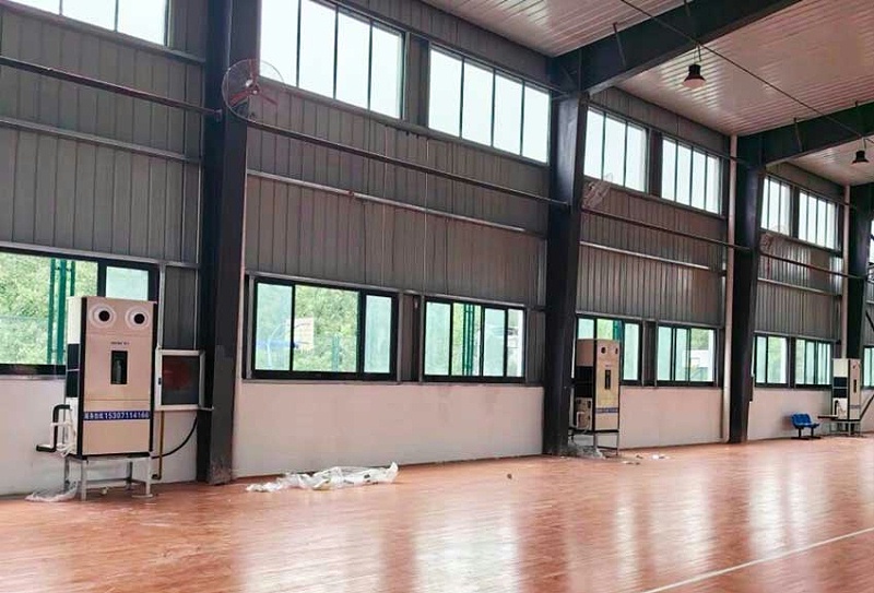 籃球館整體制冷降溫，安裝蒸發(fā)冷省電空調(diào) - 立式射流機(jī)